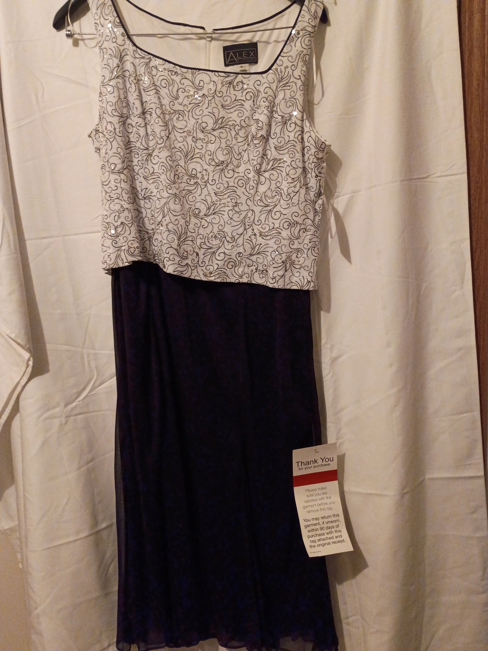 Alex Evenings White & Black Long Sleeve Overlay Evening Dress